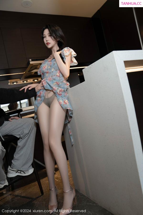 陈若依 抖娘利世 [XiuRen]高清写真图 2024.06.14 No.8704 利世 丝袜美腿第49张图片
